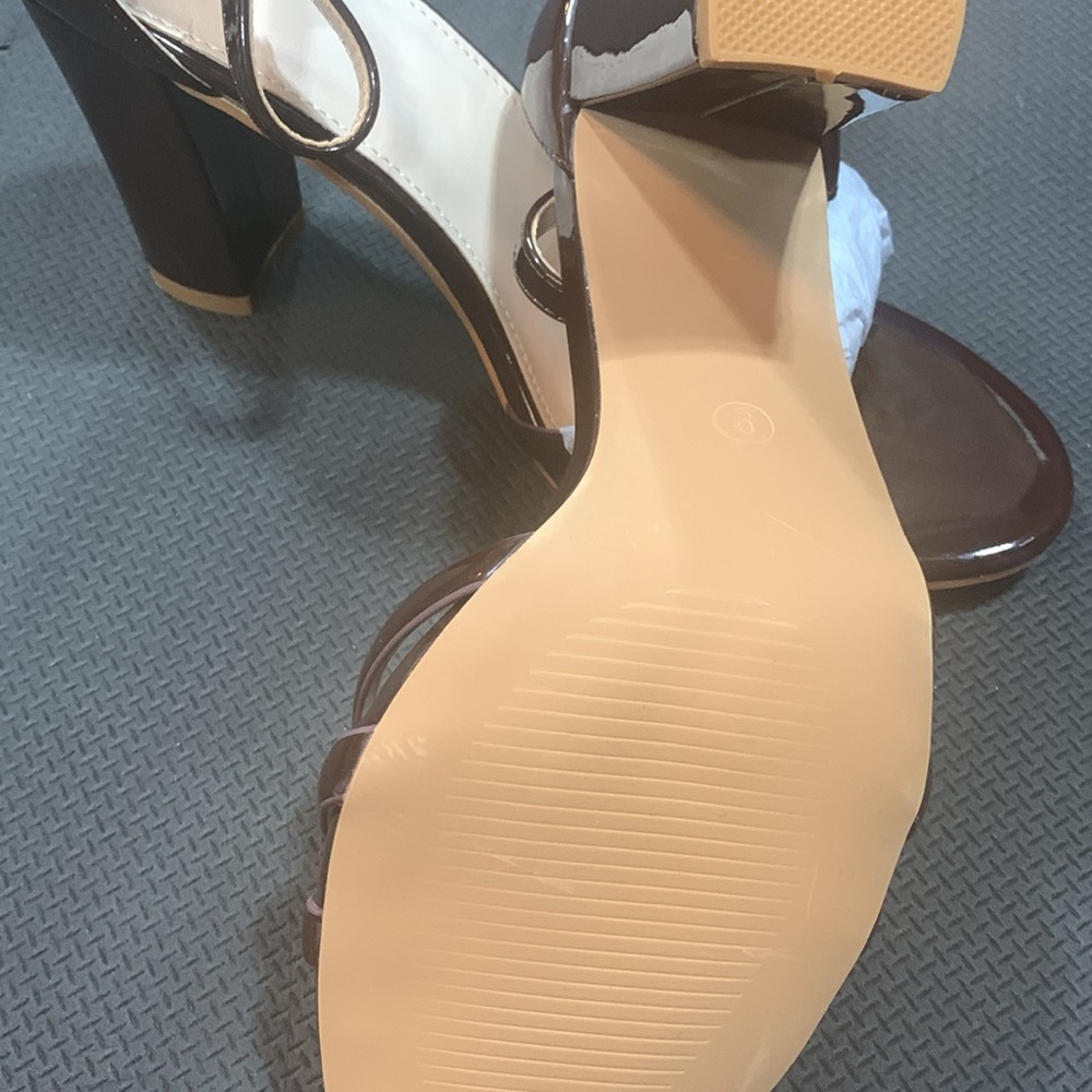 BNIB brown sandals - Picture 5 of 5